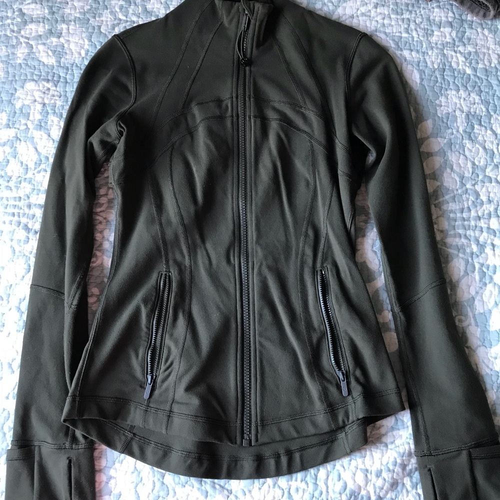 Define Jacket (4) - Picture 2 of 4